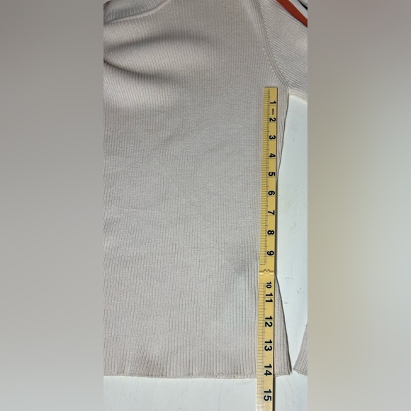 Womens Harley-Davidson Cream Turtleneck Ribbed Fitted Sweater Size M Bikercore - Picture 10 of 10